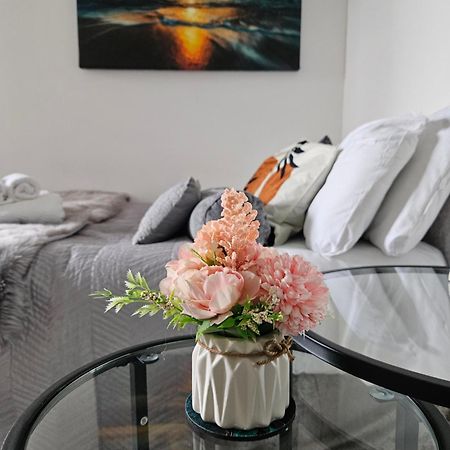 Stylish Studio Near Kensal Green Лондон Экстерьер фото