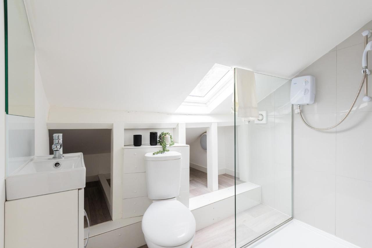 Stylish Studio Near Kensal Green Лондон Экстерьер фото